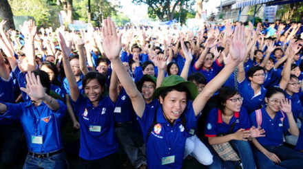 និស្សិតជាង៨ហ្មឺននាក់ចូលរួមយុទ្ធនាការរដូវក្តៅបៃតងនៅទីក្រុងហូជីមិញ